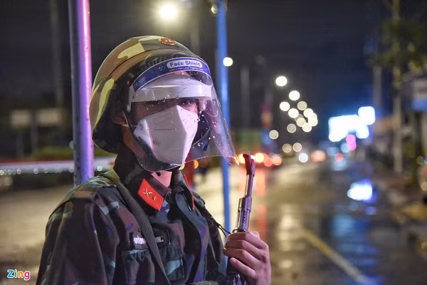 Quan doi ho tro TP.HCM nhu the nao sau ngay 6/9?-Hinh-3