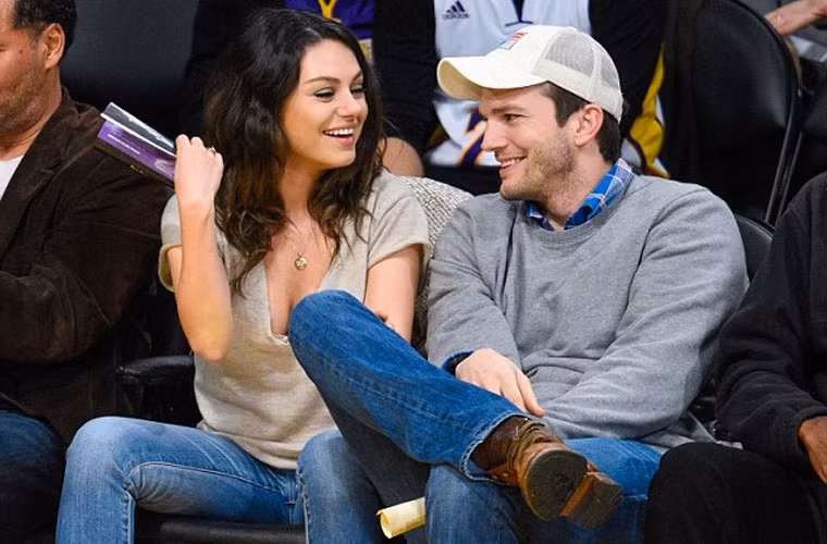Chủ trương tự tay chăm sóc con gái đầu lòng Wyatt, nên Mila Kunis và Ashton Kutcher không thuê vú em chăm con. Chỉ khi hẹn hò bên ngoài thế này thì họ sẽ thuê người trông trẻ theo giờ.