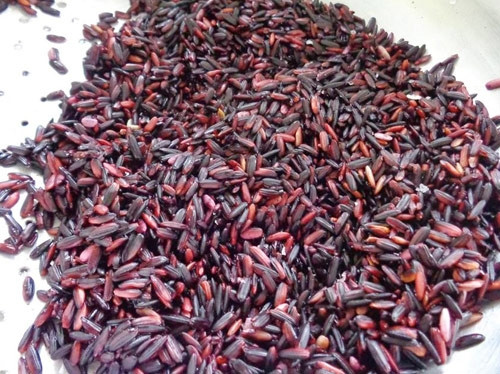 Ngoài ra, nó còn là một thực phẩm bổ dưỡng giúp thúc đẩy quá trình phục hồi sức khỏe cho sản phụ, người mới ốm dậy. Nguồn ảnh: Gạo ba miền, Pinterest.