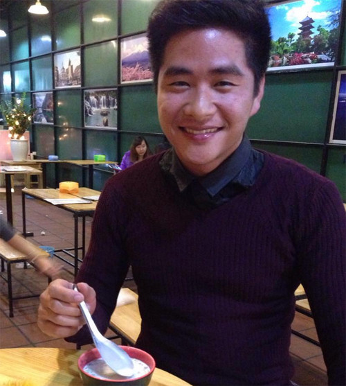 Thầy An quê gốc Vĩnh Phúc, tốt nghiệp loại Giỏi khoa Giáo dục Quốc phòng, ĐH Sư phạm Hà Nộị. Thời còn đi học, thầy An là một sinh viên có bảng thành tích rất đáng nể và luôn tích cực tham vào các hoạt động ngoại khóa, nghệ thuật... thầy từng giành giải Nhất cuộc thi Nghiệp vụ sư phạm cấp trường.