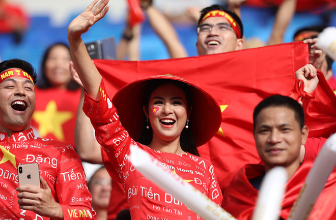 HH Ngoc Han buc xuc bi tri trich “ao tuong” ve Dang Van Lam