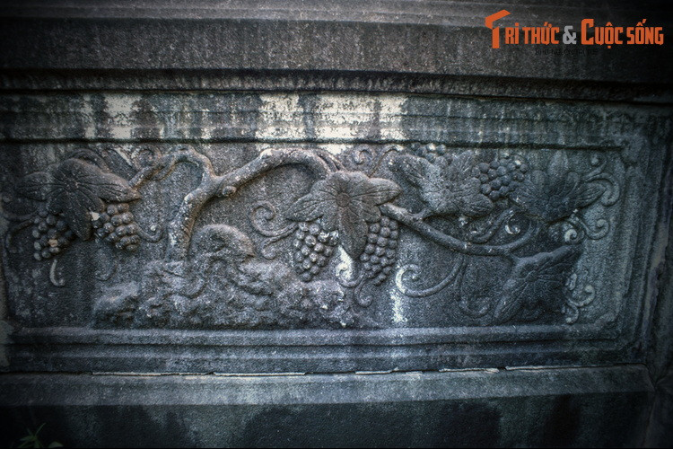 Giới nghiên cứu ngày nay đánh giá, mộ cổ Hương Liêm là một tác phẩm nghệ thuật tuyệt đẹp thể hiện sự tài hoa của người thợ điêu khắc đá thời xưa...