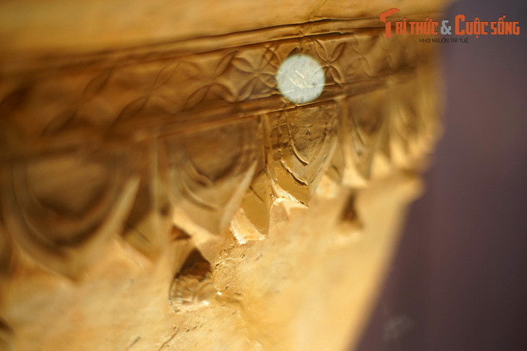 Cùng với các hiện vật mới được phát hiện, chiếc chậu đặc biệt này là một tư liệu quý phục vụ việc nghiên cứu về sinh hoạt và không gian kiến trúc của khu vực trung tâm Hoàng thành Thăng Long giai đoạn vàng son.