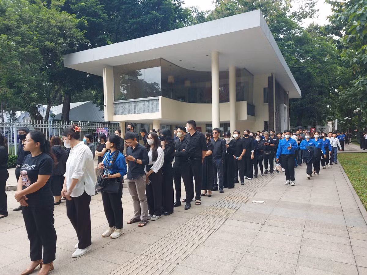 [TRUC TIEP] Le vieng Tong Bi thu Nguyen Phu Trong ngay 26/7: 