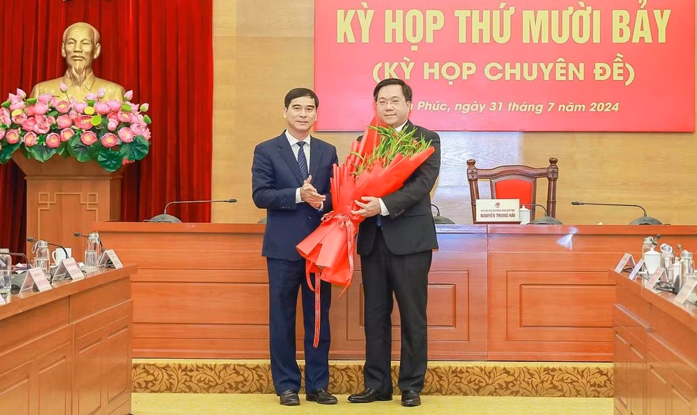 Vinh Phuc co tan Chu tich UBND tinh