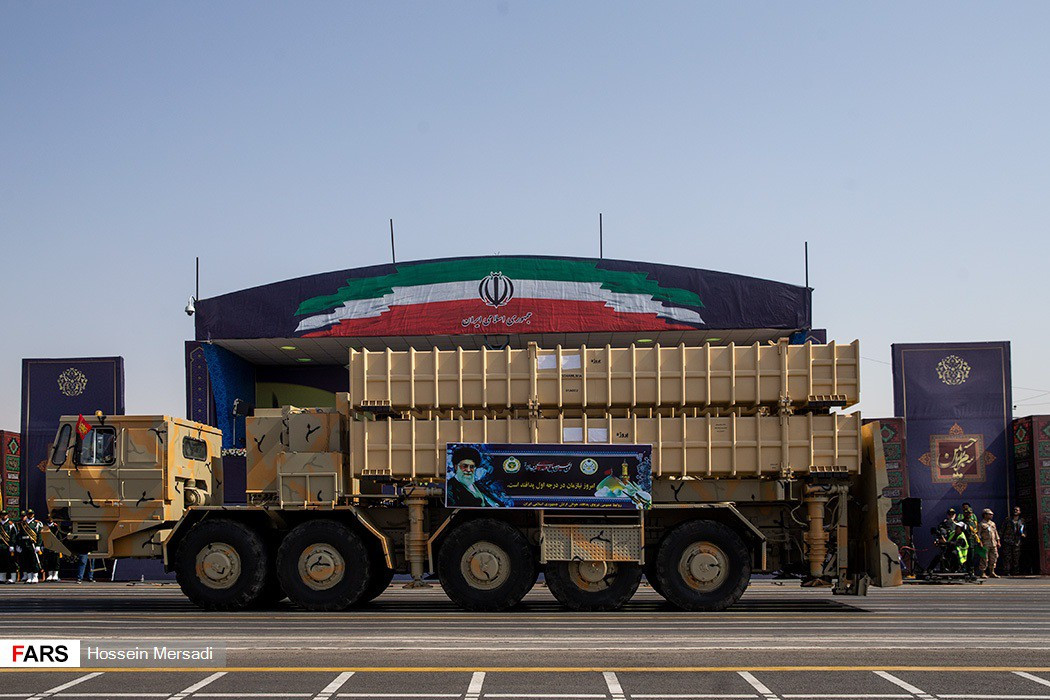 Đỉnh điểm của các căng thẳng diễn ra hôm 14-9, khi Iran bị cáo buộc là "tác giả" đã thực hiện vụ tấn công bằng máy bay không người lái và tên lửa hành trình vào nhà máy lọc dầu Aramco của Saudi Arabia.