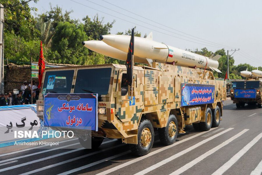 Mặc dù vậy căng thẳng vẫn tiếp tục leo thang, khi Iran và Anh liên tục bắt giữ tàu chở dầu của nhau, khiến cho đồng minh quy tụ bên cạnh Mỹ ngày một nhiều.