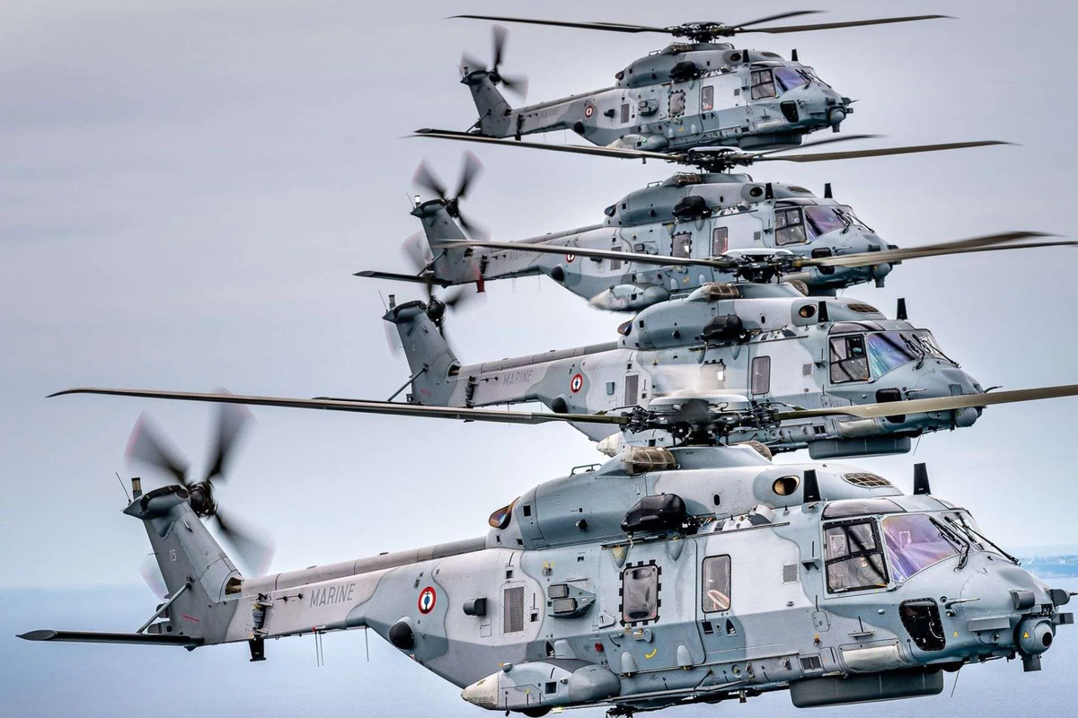 Ngoài ra, vào tháng 12 năm ngoái, Pháp đã đặt mua thêm 8 máy bay trực thăng NH90 Caiman Standard 2 với giá 305 triệu euro, bổ sung vào đơn hàng 10 chiếc trước đó. Những máy bay trực thăng này, nặng 11 tấn, sẽ được Airbus Helicopters chế tạo tại Marignane, Pháp, và dự kiến giao hàng trong giai đoạn 2026-2029, thay thế các máy bay trực thăng Caracal và Cougar hiện tại. Ảnh: Trực thăng NH90 Caiman Standard 2 (Nguồn: Army Regconition).