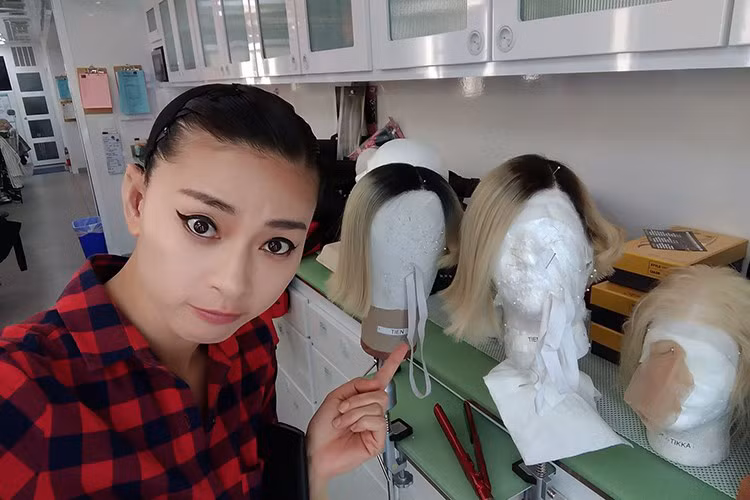 Ngô Thanh Vân cho biết, trong “Bright”, cô đảm nhận vai Tiên - một cô gái có tạo hình mái tóc màu bạch kim. Tờ The Hollywood Repoter đưa tin, dự án “Bright” đã khởi quay vào tháng 11/2016. Ảnh: FBNV