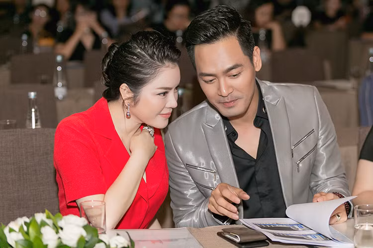 Tại Cannes 2017, Lý Nhã Kỳ lần thứ hai liên tiếp là nhà bảo trợ cá nhân cho Cinéfondation – một trong những hạng mục chính của liên hoan phim Cannes.