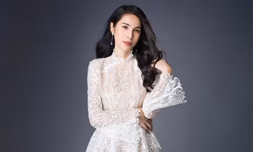 Fan xot xa khi Thuy Tien tung bi bao hanh, xam hai