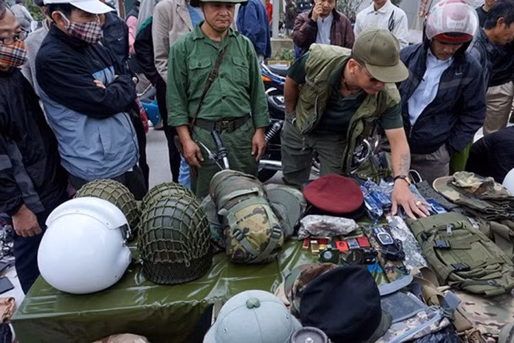 Nhung khu cho ban hang 'doc' chi co o Viet Nam