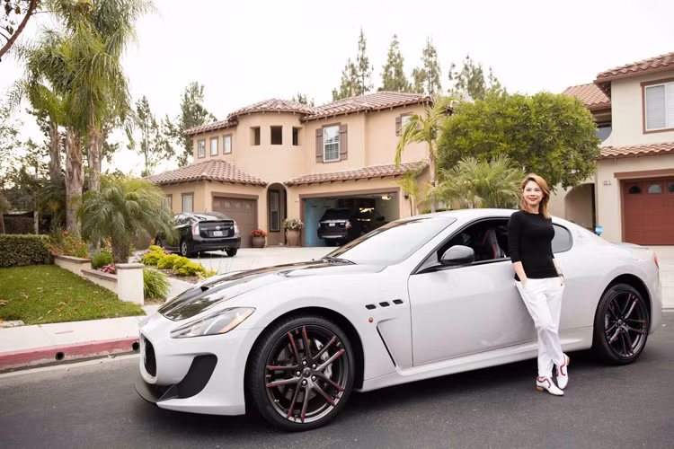 Ở tuổi 40, ngoài khối tài sản nhiều người mơ ước, Thanh Thảo còn giữ được nhan sắc trẻ trung khiến không ít cô gái ngưỡng mộ.