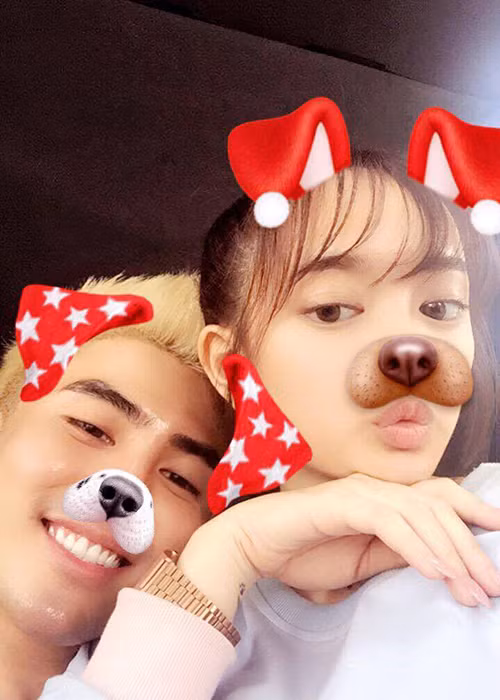 Trên trang cá nhân, nữ chính và nam phụ bộ phim “Em chưa 18” chia sẻ không ít những khoảnh khắc tình cảm bên nhau. Điều này dấy lên nghi vấn Kaity Nguyễn và Will có mối quan hệ trên mức đồng nghiệp. Ảnh: FBNV