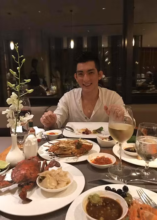 Gần đây, trên trang cá nhân, Bảo Duy khoe hình ảnh cuộc sống sang chảnh nhờ công việc kinh doanh thuận lợi sau khi ly hôn với Phi Thanh Vân. Ảnh: FBNV