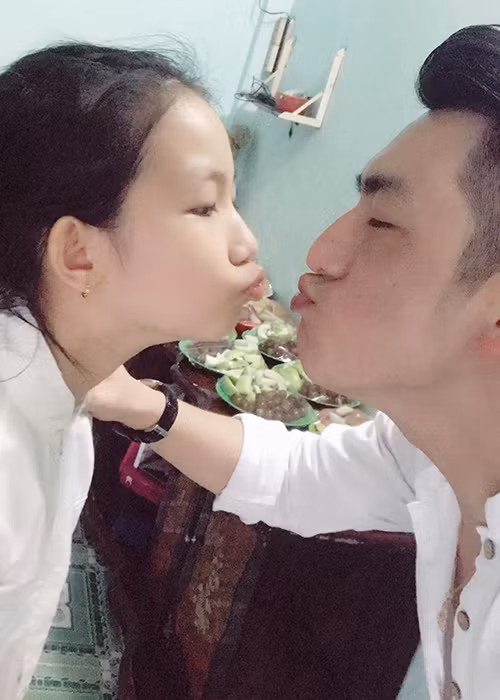 Bảo Duy đã qua 2 lần đò. Trước khi đến với Phi Thanh Vân, anh vốn đã có hai cô con gái với người vợ đầu tiên. Ảnh: FBNV