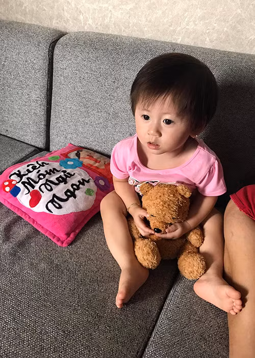  Con gái Trang Trần tên thật là Mai Khôi, tên thân mật là Kiến Lửa. Ảnh: FBNV