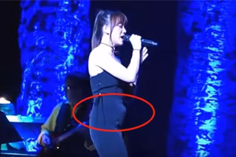 Chỉ vì vòng 2 quá to, giọng ca “Anh cứ đi đi” từng vướng tin đồn mang bầu trước khi kết hôn với Trấn Thành. Ảnh: Vietnamnet