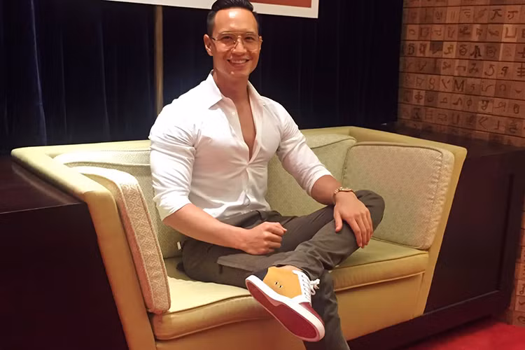 Phong cách thời trang khi đi sự kiện hay ở đời thường của Kim Lý thường xuyên được đánh giá cao. Ảnh: FBNV