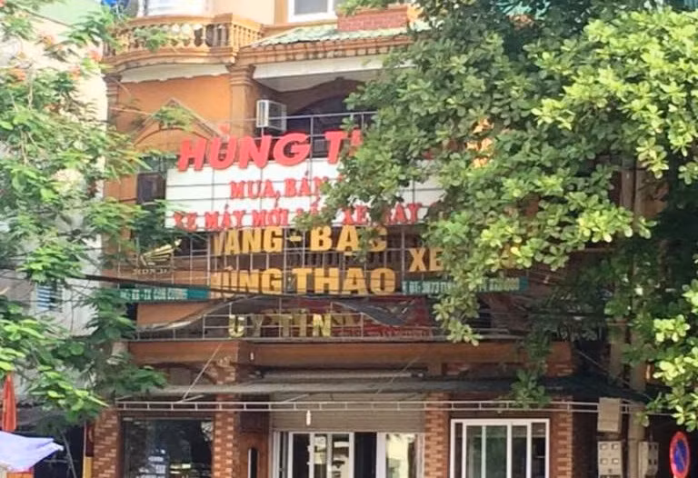 Chu no bao vay nha dai gia pho nui nao dong Nghe An