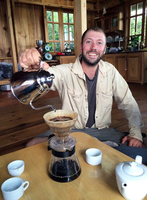 Chang re Tay o mien gai dep-Hinh-2