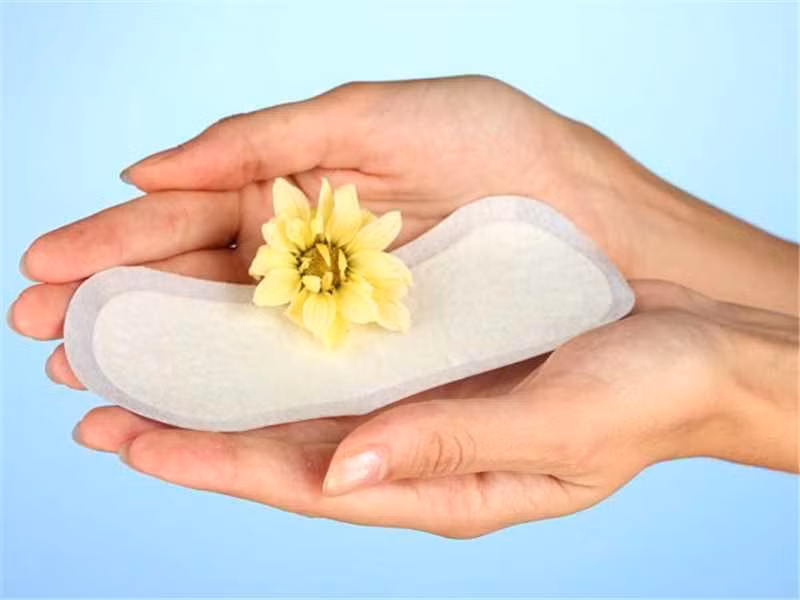 Hãy là người tiêu dùng thông thái khi lựa chọn băng vệ sinh để bảo vệ sức khỏe của chính bản thân mình nhé. Ảnh: Dân việt.