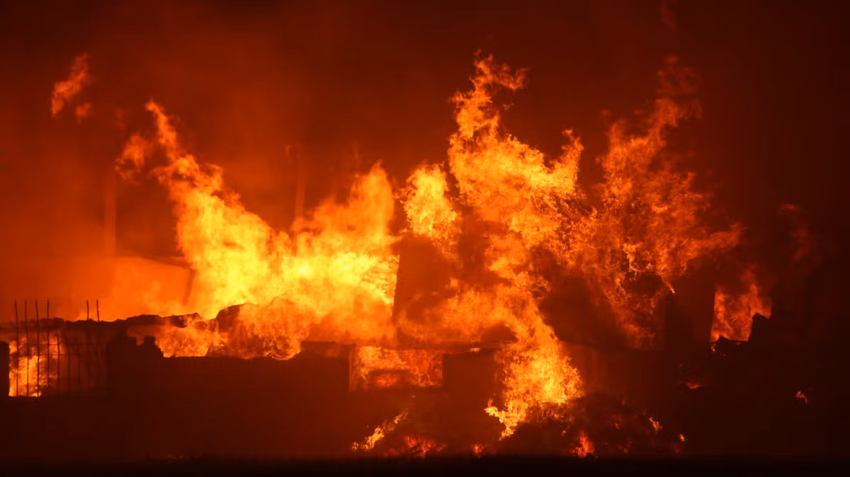 Chay lon tai kho chua hang, thiet hai uoc tinh gan 10 ty dong