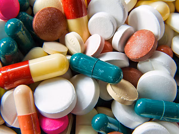 Nếu trên lưỡi đột nhiên bạn mọc lên những hạt cứng thì rất có thể bạn đang bị nhiễm khuẩn hoặc dùng quá nhiều thuốc kháng sinh.