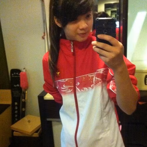 Đạt được nhiều thành tích cao nhưng ít ai biết được, Dương Thúy Vi khi còn nhỏ lại có rất ít hứng thú với Wushu. Môn võ này đến với Thúy Vi rất tình cờ trong một lần cô đến xem buổi tập luyện của một người em họ. 