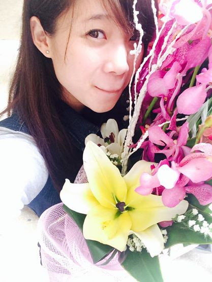 Đánh giá về nữ võ sĩ Wushu 22 tuổi, cô gái vàng của làng thể thao Việt Nam Dương Thúy Vi, CNN viết: "Cô là một trong những ngôi sao của wushu Việt Nam. Vận động viên 21 tuổi này đã giành HCV cho thể thao Việt Nam tại SEA Games 2013 và lên ngôi vô địch tại ASIAD ở Hàn Quốc. Dù đã vô địch tại giải quốc gia, khu vực và thế giới nhưng Dương Thúy Vi không hề có cảm giác thừa mứa chiến thắng”.