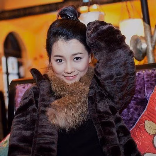 Coi công việc là một cuộc hành trình dài, có đích đến, Quỳnh Chi đang dành trọng tâm huyết cho từng bước đi trên hành trình đó. 