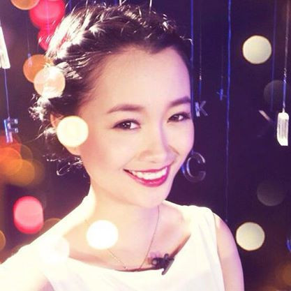 Đến nay, sau 8 năm gắn bó với nghề truyền hình, Quỳnh Chi vẫn luôn hết mình với công việc dù có trải qua nhiều vất vả.