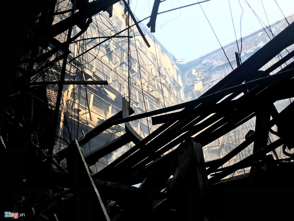 Toàn bộ mái vòm sân khấu chính của Cung Văn hoá hữu nghị Việt Xô.