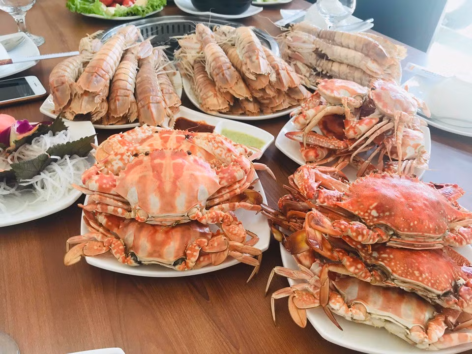 An buffet hai san, thu tui nilon mang ve chuc con ghe, 1,5kg be be-Hinh-2