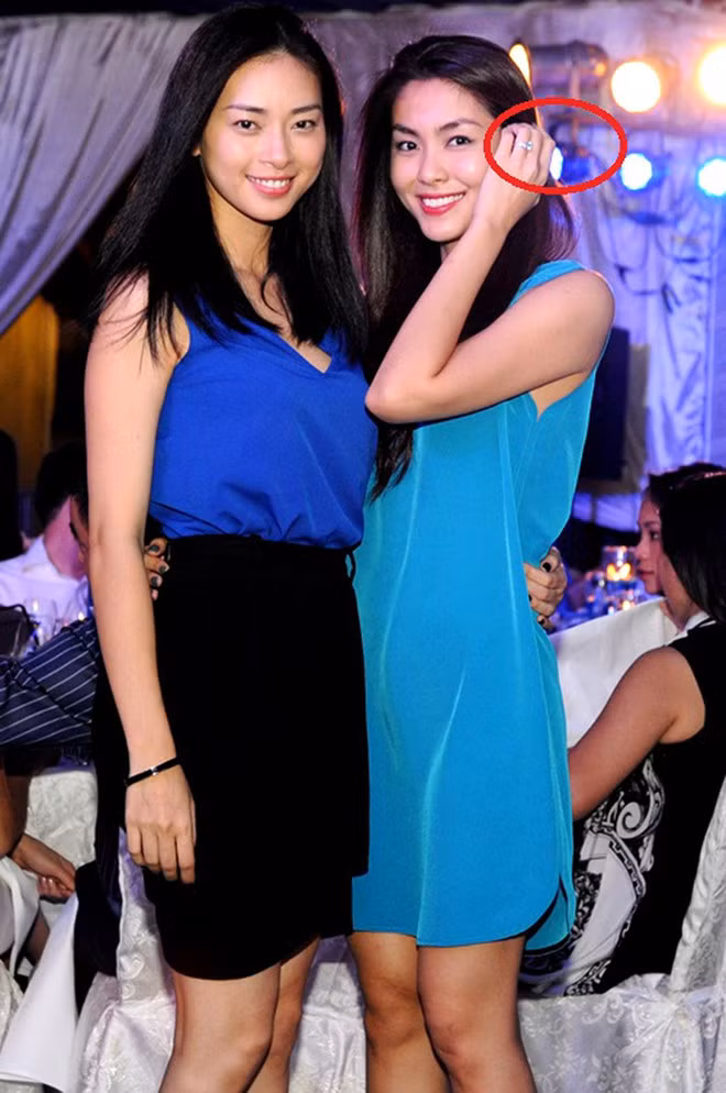 Tháng 2/2012, tin đồn Tăng Thanh Hà đính hôn với thiếu gia Louis Nguyễn bùng lên trong giới giải trí khi một chiếc nhẫn kim cương đắt giá nằm trên trên ngón áp út của nữ diễn viên. Hai tháng sau đó, "cô Trúc" của Bỗng dưng muốn khóc được trông thấy xuất hiện tại một trung tâm tiệc cưới sang trọng bậc nhất Sài thành. Theo nguồn tin thân cận với Tăng Thanh Hà, gia đình hai bên đã thống nhất được thời gian tổ chức hôn lễ nhưng chưa muốn tiết lộ vì sợ ảnh hưởng tới công việc của cô.