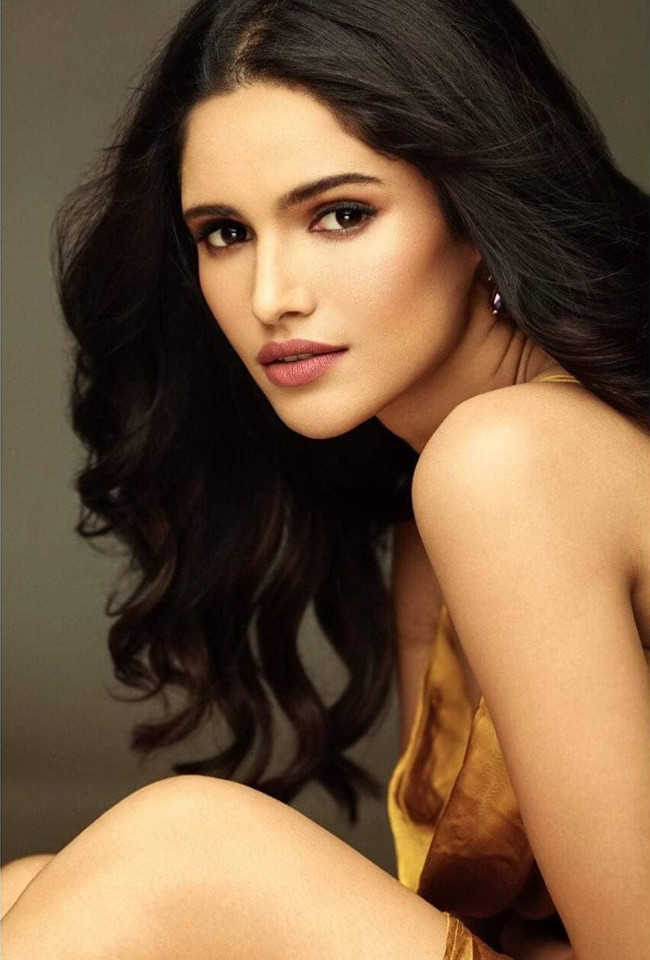 Nhan sắc cô gái Ấn Độ là đối thủ của Hoàng Thùy ở Miss Universe - Hình 6 Nhan sac co gai An Do la doi thu cua Hoang Thuy o Miss Universe-Hinh-6