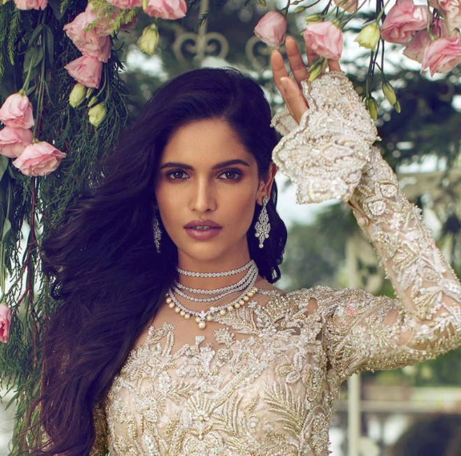 Nhan sắc cô gái Ấn Độ là đối thủ của Hoàng Thùy ở Miss Universe - Hình 9 Nhan sac co gai An Do la doi thu cua Hoang Thuy o Miss Universe-Hinh-9