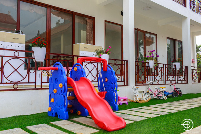 Kham pha co ngoi rong gan 2000m2 co dien tho Mau cua ca si Viet Hoan-Hinh-6