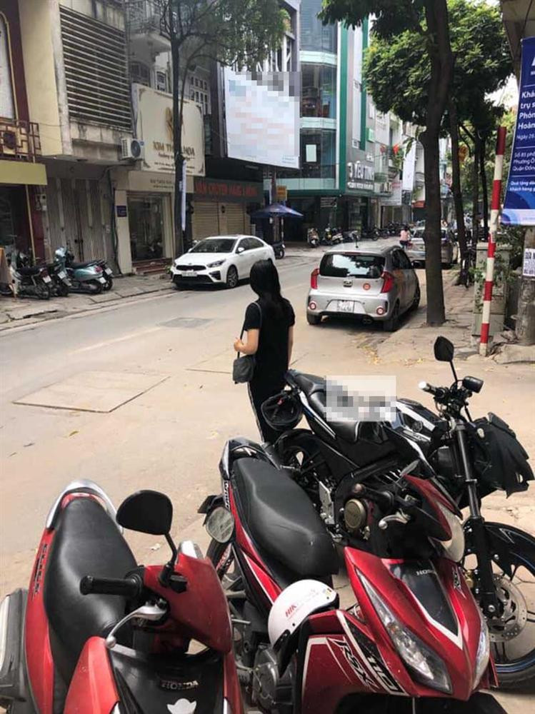 Bi nguoi yeu che giua quan ca phe dong nguoi, co gai hanh dong sung so-Hinh-3