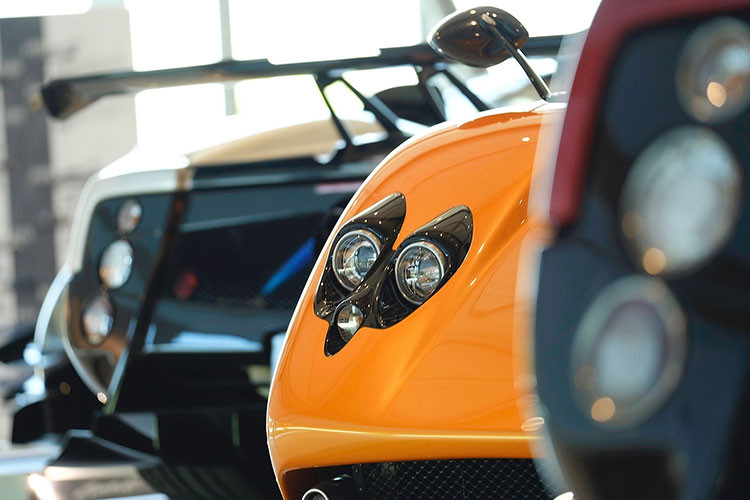 Bên cạnh đó, hãng siêu xe Pagani thậm chí còn đủ điều kiện để được miễn trừ lệnh cấm phát thải CO2 từ các phương tiện mới của Liên minh Châu Âu vào năm 2035, vì doanh số của hãng ở dưới mức 1.000 xe/năm.