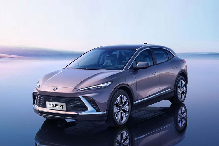 Thiết kế kiến trúc an toàn của vỏ pin kết hợp với bộ pin và hệ thống xe giúp nâng cấp hệ thống ba điện an toàn và đáng tin cậy hơn. Đồng thời, hệ thống quản lý nhiệt nguồn nhiệt kép BEV Heat có thể giảm tiêu thụ năng lượng một cách hiệu quả và cải thiện hiệu suất độ bền.