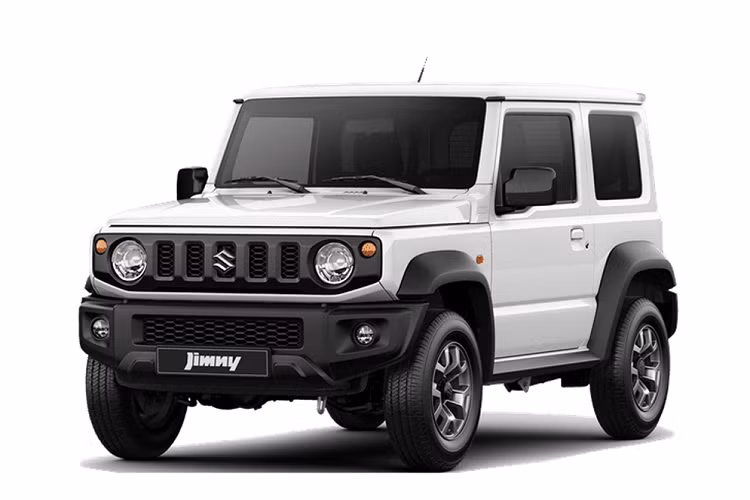 SUV Suzuki Jimny cỡ nhỏ được trang bị động cơ xăng hút khí tự nhiên 1.5L 4 xi-lanh cho ra công suất tối đa 101 mã lực và 130 Nm mô-men xoắn. Đi kèm với đó là hộp số tự động 4 cấp và hệ dẫn động 4 bánh toàn thời gian.