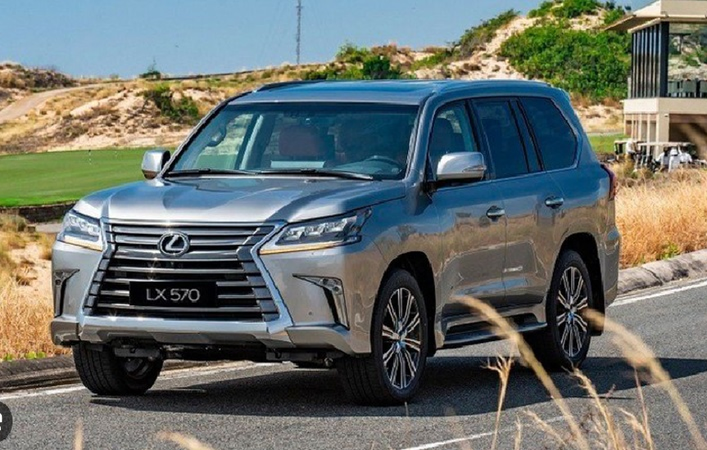  Lexus LX 570 Lexus LX 570 là mẫu xe sang đứng đầu về khả năng giữ giá. Nếu như những chiếc xe đối thủ liên tục mất giá, chỉ giữ khoảng 48,4% giá trị ban đầu trong vòng 5 năm thì LX 570 lại đạt mức 63%. Cỗ máy hoạt động dưới nắp capo của Lexus LX 570 là một trong những yếu tố giúp xe có tính thanh khoản cao số 1 phân khúc.
