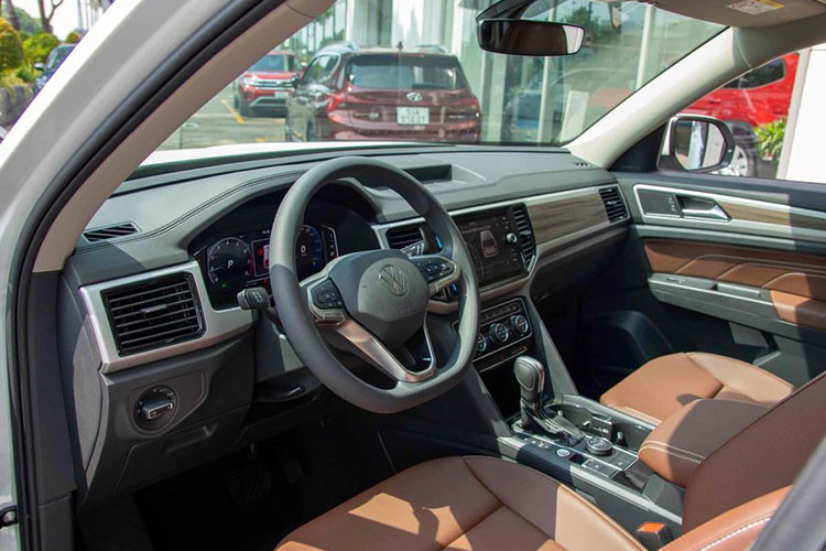 Volkswagen Teramont giam gia 