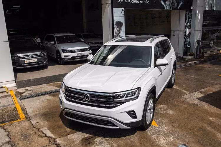 Volkswagen Teramont giam gia 