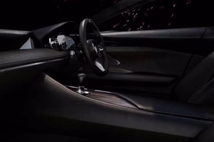 Joachim Kunz thừa nhận rằng việc thực hiện chiếc sedan hệ dẫn động cầu sau cùng động cơ 6 xi-lanh sẽ rất tuyệt vời, nhưng xu hướng thị trường cho thấy người dùng ưa thích các dòng xe SUV hơn là sedan với hệ dẫn động cầu sau.