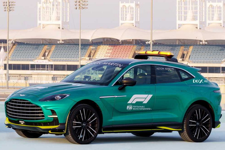 Vào năm 2023, giải vô địch F1 sẽ bao gồm 23 vòng đấu, bắt đầu ở Bahrain Grand Prix tại Sakhir vào ngày 5/3 và kết thúc ở Abu Dhabi Grand Prix tại Yas Marina vào ngày 26/11. Mùa giải được cho là có 24 cuộc đua, nhưng Grand Prix Trung Quốc đã bị hủy bỏ vào tháng 12 do đại dịch gây ra.