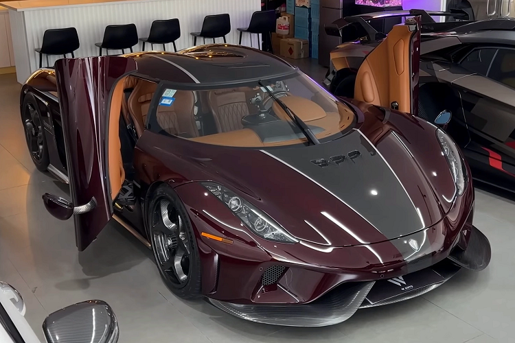 Giá xe Koenigsegg Regera khi xuất xưởng có mức khởi điểm từ 1,9 triệu USD nhưng bạn đã bao giờ tự hỏi Hoàng Kim Khánh đã phải chi ra bao nhiêu tiền để sở hữu bom tấn này?