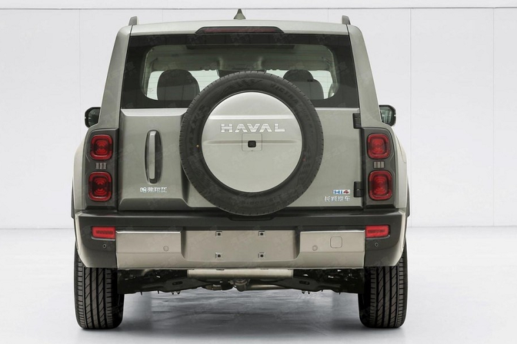 Tại quê nhà, Haval cũng vừa mới bị rò rỉ thông tin sắp ra mắt mẫu SUV Haval Xianglong 2024 mới với phong cách rất hầm hố, thường thấy của những chiến binh Mercedes-Benz G-Class hay Land Rover
