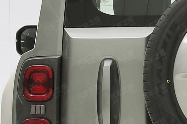 Mẫu xe SUV Haval Xianglong tại Trung Quốc dự kiến sẽ được trang bị hệ thống dẫn động bốn bánh hybrid điện thông minh Hi4 mới nhất của Great Wall. Tên mã nội bộ của chiếc xe mới là B26.